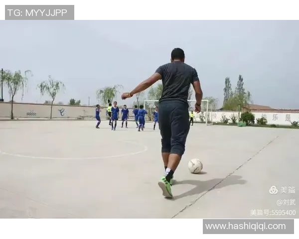 深圳滑板队区域防守战术深度解析与实战应用探讨 深圳滑板队区域防守战术深度解析与实战应用探讨